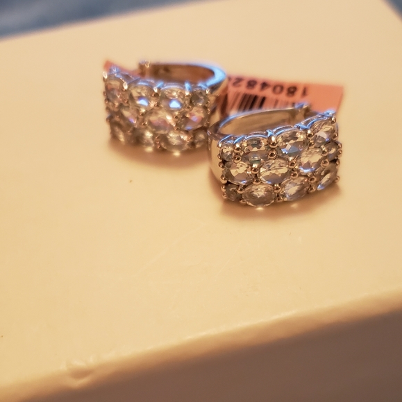 1.2 cm Brazilian Aquamarine Oval Hoop Earrings, Sterling Silver, 3.48 carats,NWT - Picture 3 of 7